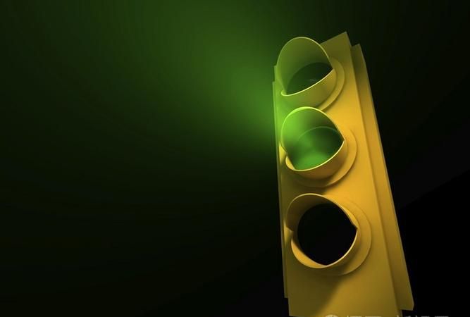 交通灯变成绿色的了的英语
,用英语表达交通规则的句子图3