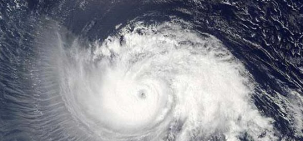 一次大台风的英语
,typhoon 台风名字的由来图4