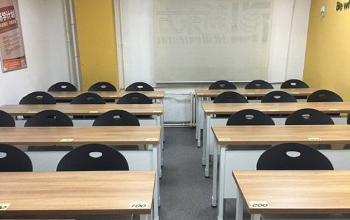 学校上课的教室名称英语
,在学校里的所有场所的名称图3